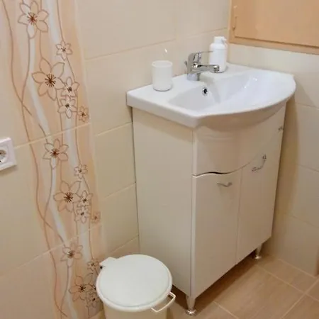 Lights דירה *